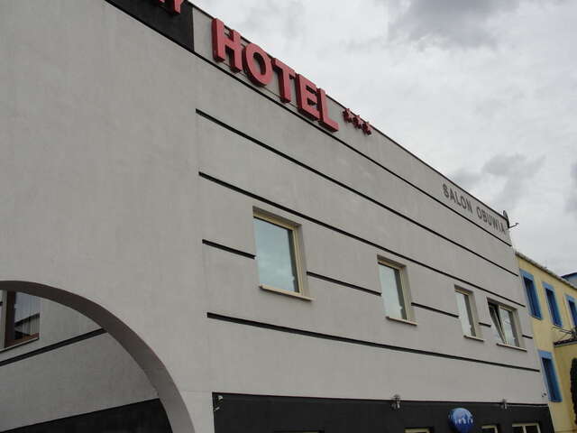 Отель Hotel Sunny Познань-3